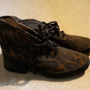 Womens boots